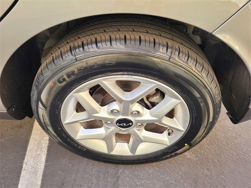 Used 2024 Kia Soul LX w/ Option Group 015 image 24