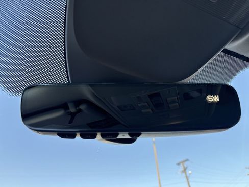 New 2025 Volkswagen Taos SE image 36