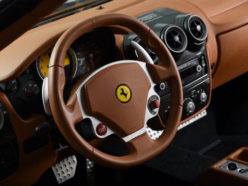 Used 2007 Ferrari F430 Coupe RWD image 2