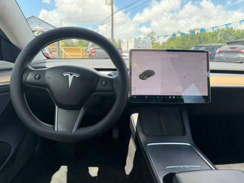 Used 2021 Tesla Model 3 Standard Range Plus RWD image 15