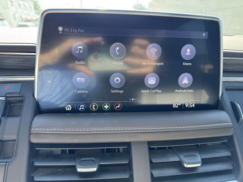 Used 2021 GMC Yukon SLT w/ SLT Luxury Package image 28