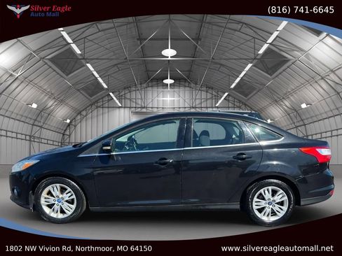 Used 2012 Ford Focus SEL image 2