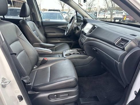 Used 2023 Honda Ridgeline RTL-E image 10