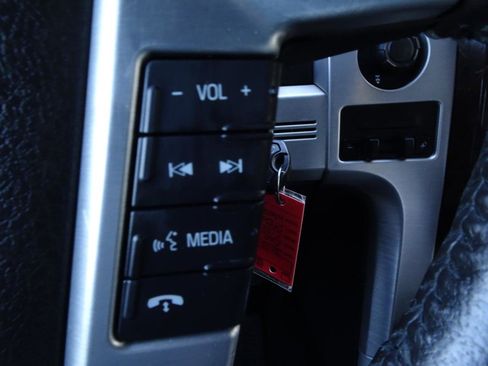 Used 2013 Ford F150 Platinum image 17