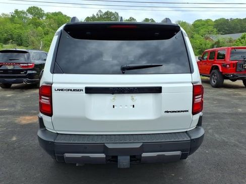 Used 2026 Toyota Land Cruiser w/ Premium Package AWD/4WD image 7
