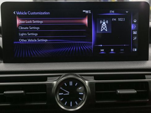 Used 2025 Lexus IS 350 F Sport w/ Navigation Package image 27