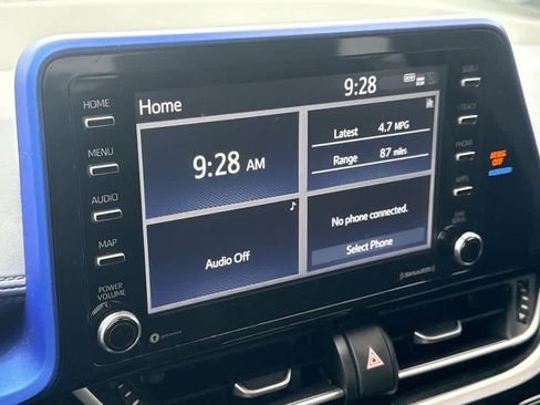 Used 2021 Toyota C-HR XLE FWD image 18
