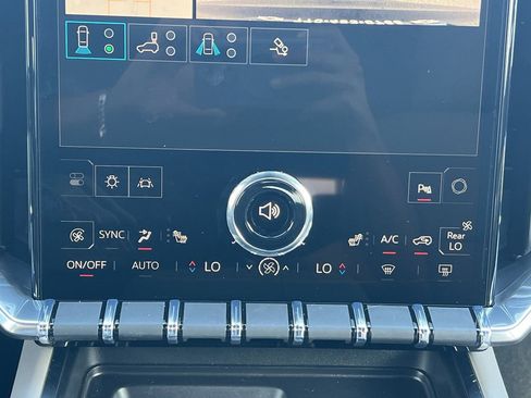 New 2025 GMC Acadia Elevation w/ Elevation Premium Package image 6