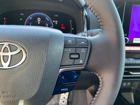 New 2026 Toyota Camry SE FWD image 27