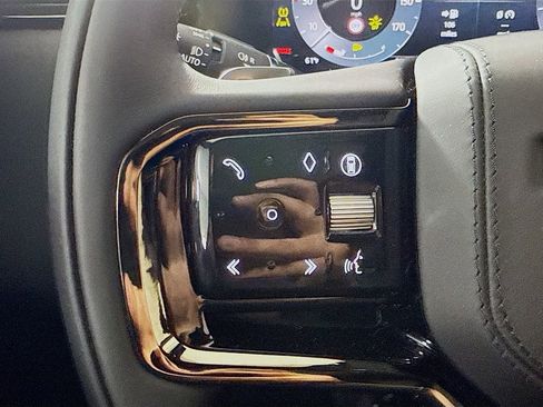 New 2026 Land Rover Range Rover Velar S AWD/4WD image 11