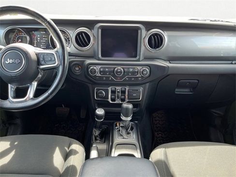 Used 2021 Jeep Wrangler Unlimited Sahara image 12