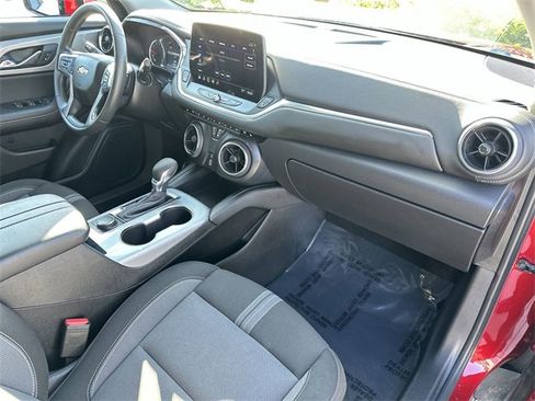 Used 2025 Chevrolet Blazer LT image 16