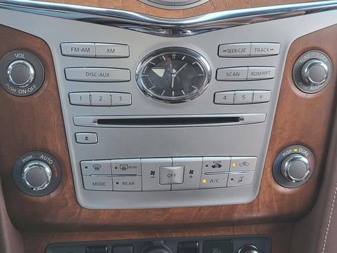 Used 2015 INFINITI QX80 4WD w/ Limited Package image 30