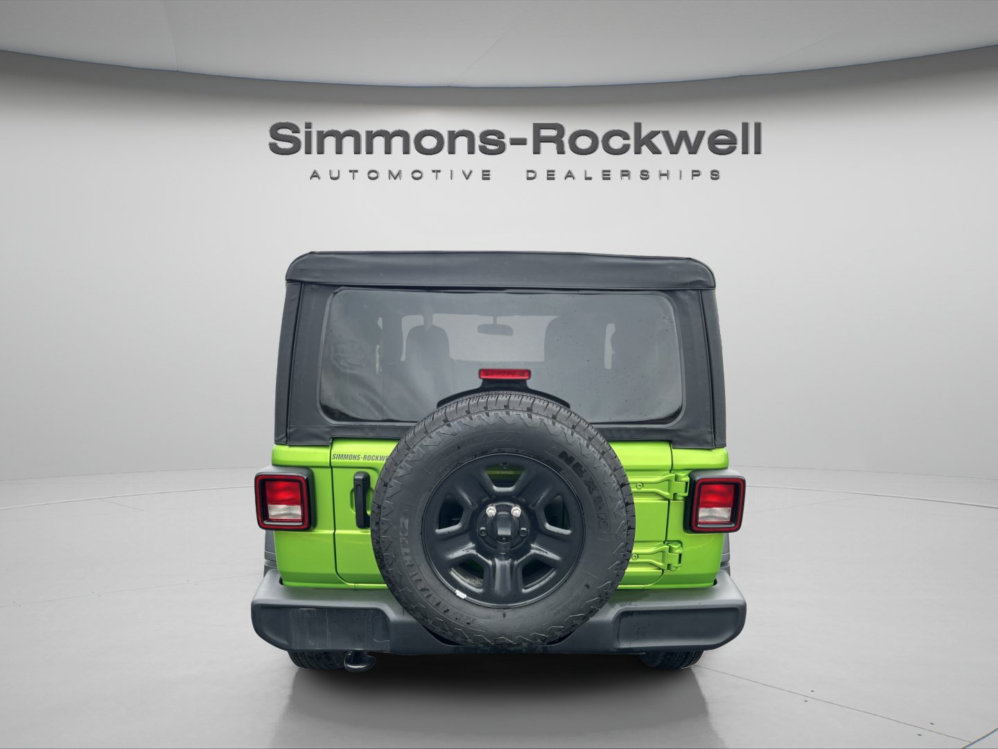 Used 2025 Jeep Wrangler Sport AWD/4WD image 4