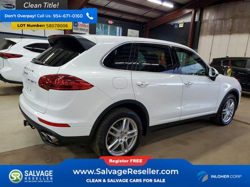 Used 2015 Porsche Cayenne S AWD/4WD image 4