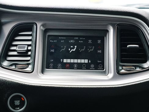 Used 2019 Dodge Challenger SXT w/ Blacktop Package image 15