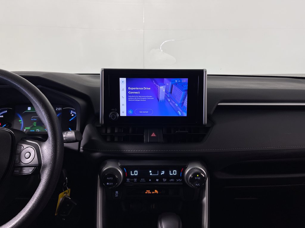 Certified 2025 Toyota RAV4 LE AWD/4WD image 15