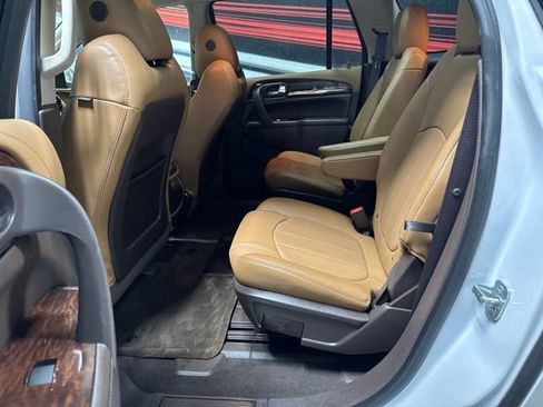 Used 2017 Buick Enclave Leather FWD image 16
