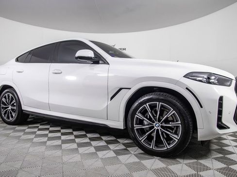 Used 2024 BMW X6 xDrive40i w/ Parking Assistance Package AWD/4WD image 2