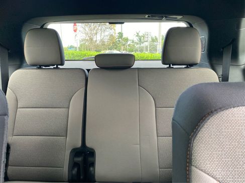 Used 2026 Chevrolet Traverse LT w/ Driver Confidence Package FWD image 21