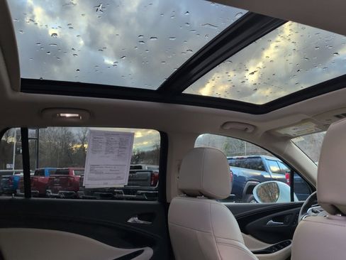 Used 2017 Buick Envision Premium image 19