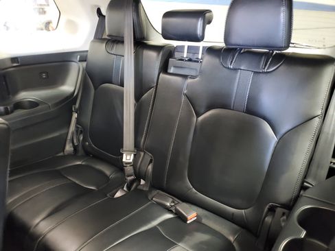 Certified 2024 Honda Pilot Touring image 13