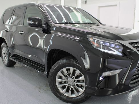 Used 2020 Lexus GX 460 Premium image 14