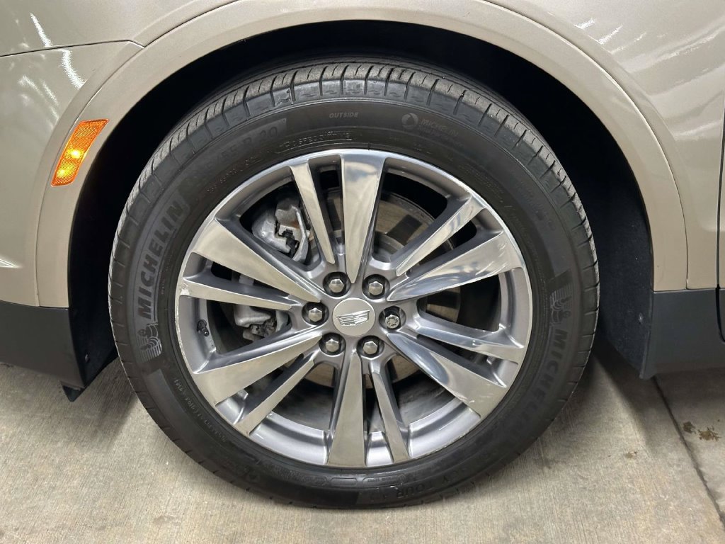 Used 2023 Cadillac XT5 Premium Luxury AWD/4WD image 9
