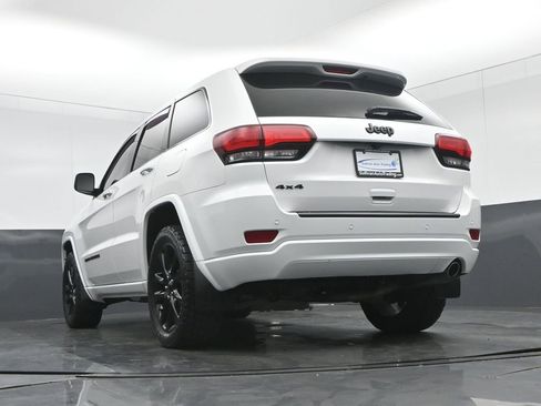 Used 2020 Jeep Grand Cherokee Altitude image 56