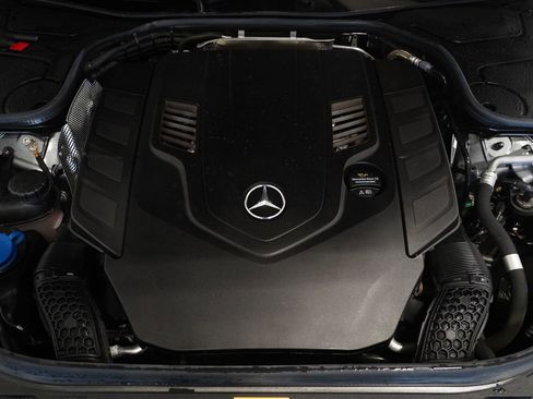 Used 2020 Mercedes-Benz S 560 Cabriolet image 35