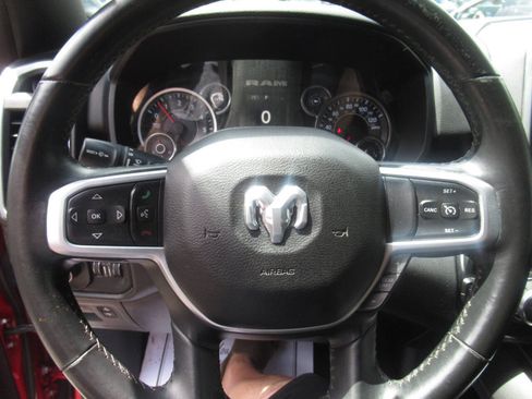 Used 2019 RAM 1500 Big Horn AWD/4WD image 24
