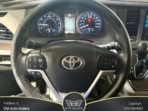 Used 2015 Toyota Sienna XLE w/ XLE Navigation Package AWD/4WD image 19