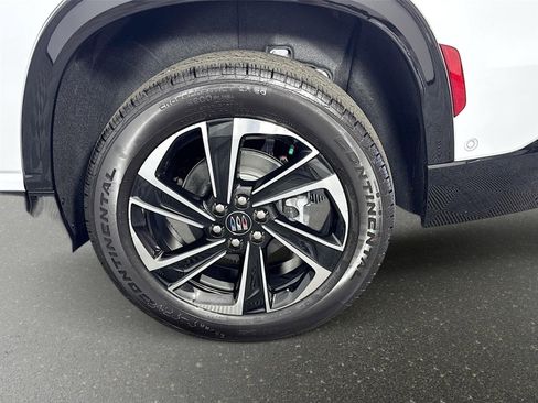 New 2026 Buick Enclave Sport Touring FWD image 34