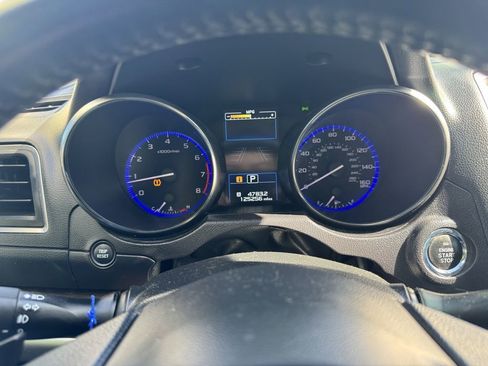 Used 2017 Subaru Outback 3.6R Limited AWD/4WD image 9