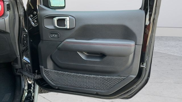 Used 2021 Jeep Gladiator Rubicon AWD/4WD image 23