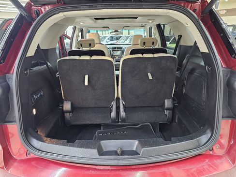 Used 2016 Ford Explorer Platinum image 14
