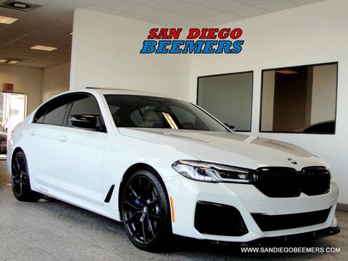 Used 2022 BMW 540i w/ M Sport Package image 1