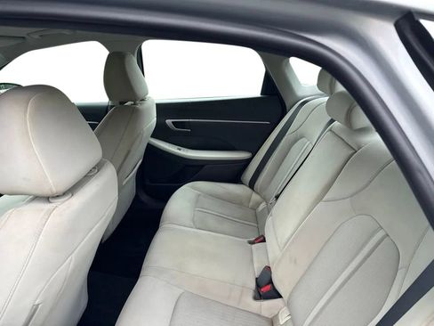 Used 2025 Hyundai Sonata SEL FWD image 28