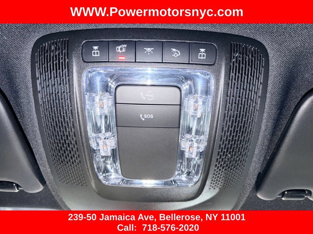 Used 2021 Mercedes-Benz GLA 250 4MATIC w/ Premium Package image 33