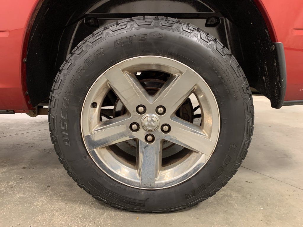 Used 2014 RAM 1500 Express AWD/4WD image 4