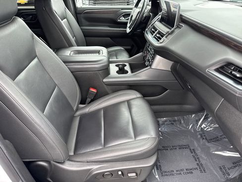Used 2024 Chevrolet Tahoe LT RWD image 17