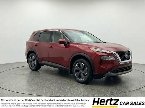 Used 2025 Nissan Rogue SV image 1