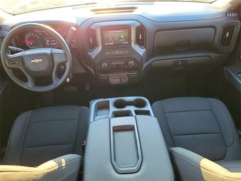 Used 2021 Chevrolet Silverado 1500 Custom image 14