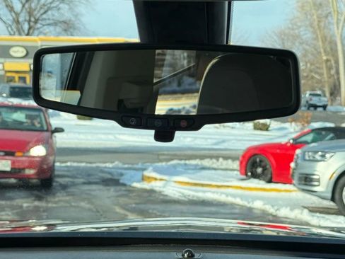 Used 2018 Chevrolet Colorado LT image 28