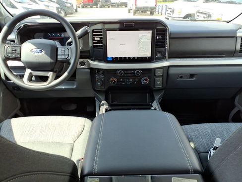 New 2026 Ford F250 XLT w/ XLT Premium Package AWD/4WD image 10