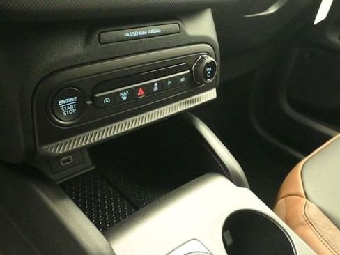 New 2026 Ford Bronco Sport Outer Banks w/ Outer Banks Tech Package+ AWD/4WD image 18