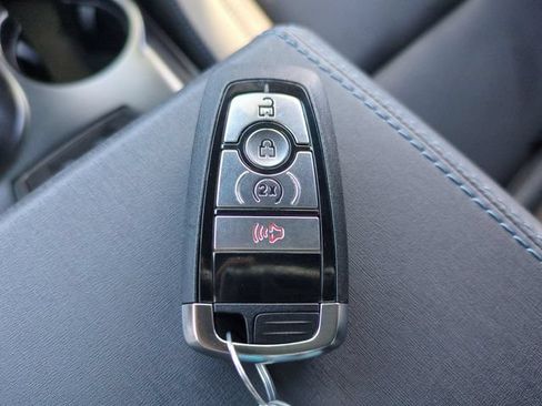 Used 2024 Ford Bronco Wildtrak AWD/4WD image 35