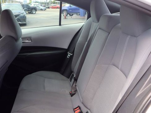 Used 2020 Toyota Corolla SE FWD image 18