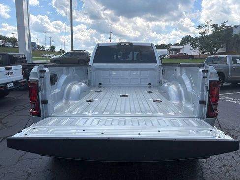 New 2026 RAM 3500 Tradesman AWD/4WD image 12