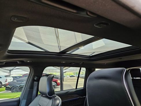 Used 2024 Jeep Grand Cherokee L Summit w/ High Altitude Package image 8